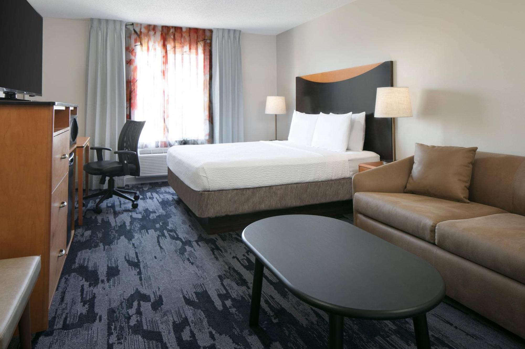 King Room with Sofa Bed,1632234139:JPEG